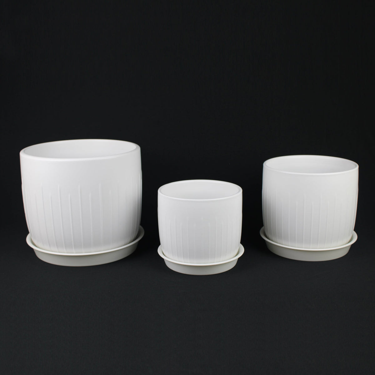 3-Piece White Stoneware Planters with Vertical Groove Texture