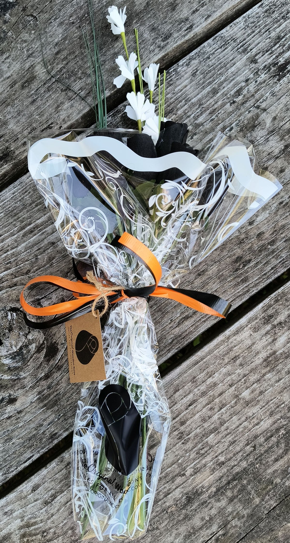 Halloween Wooden Rose Bouquet – All Black