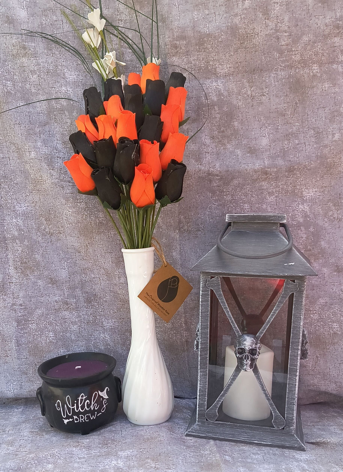 Halloween Wooden Rose Bouquet – Black & Orange