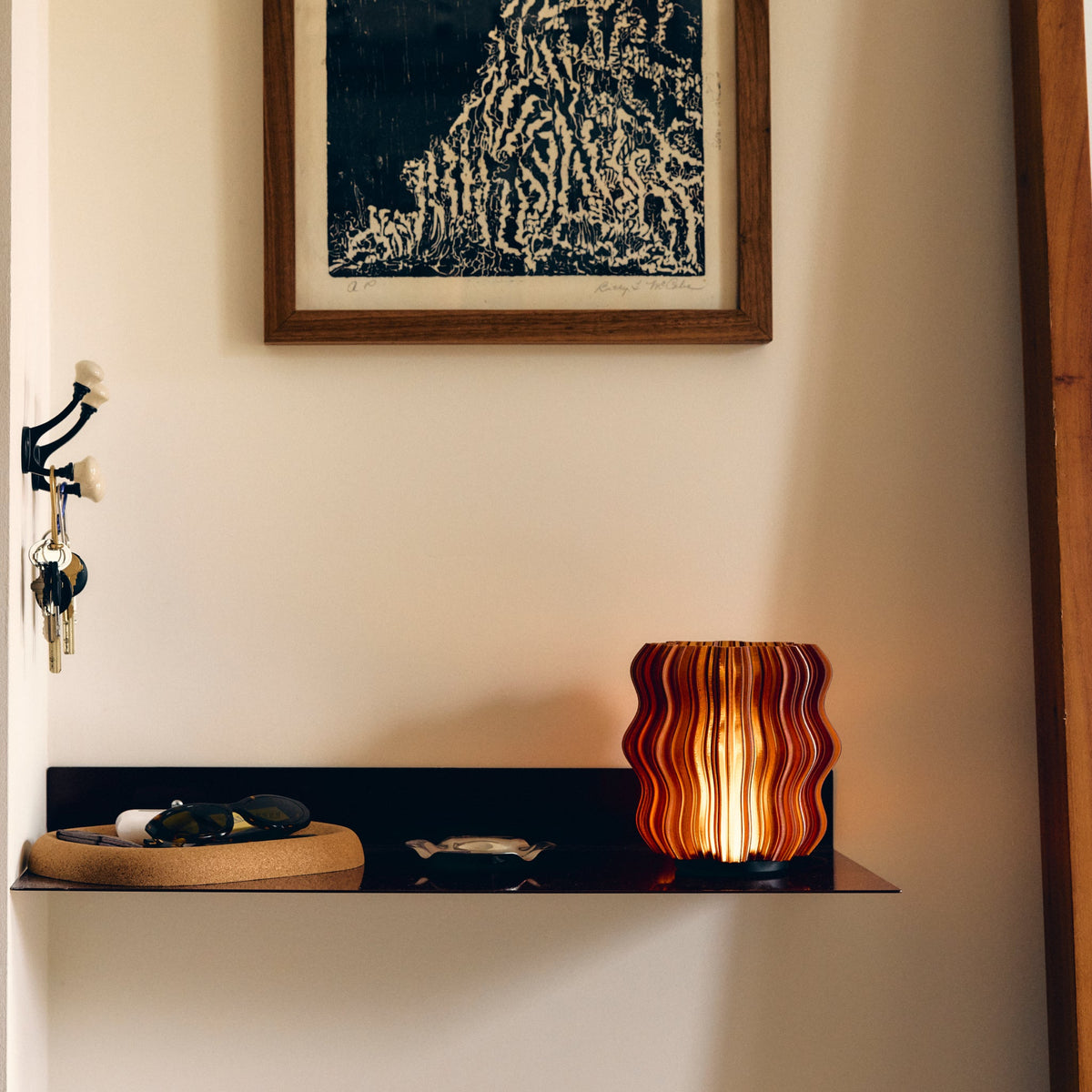 Cordless Mini Wavy Lamp for Home and Office