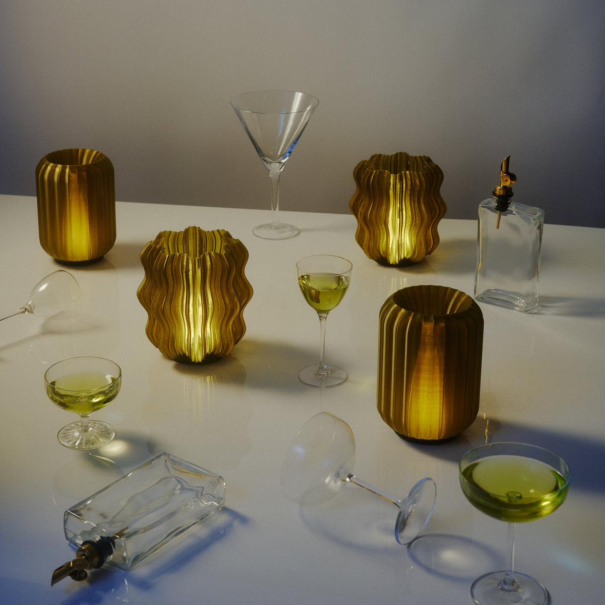 Cordless Mini Wavy Lamp for Home and Office